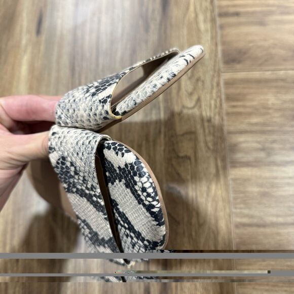 Torrid Women Sandal Size 8 Beige Faux Leather Open Toe Slip On Shoes Snakeprint - Picture 3 of 4